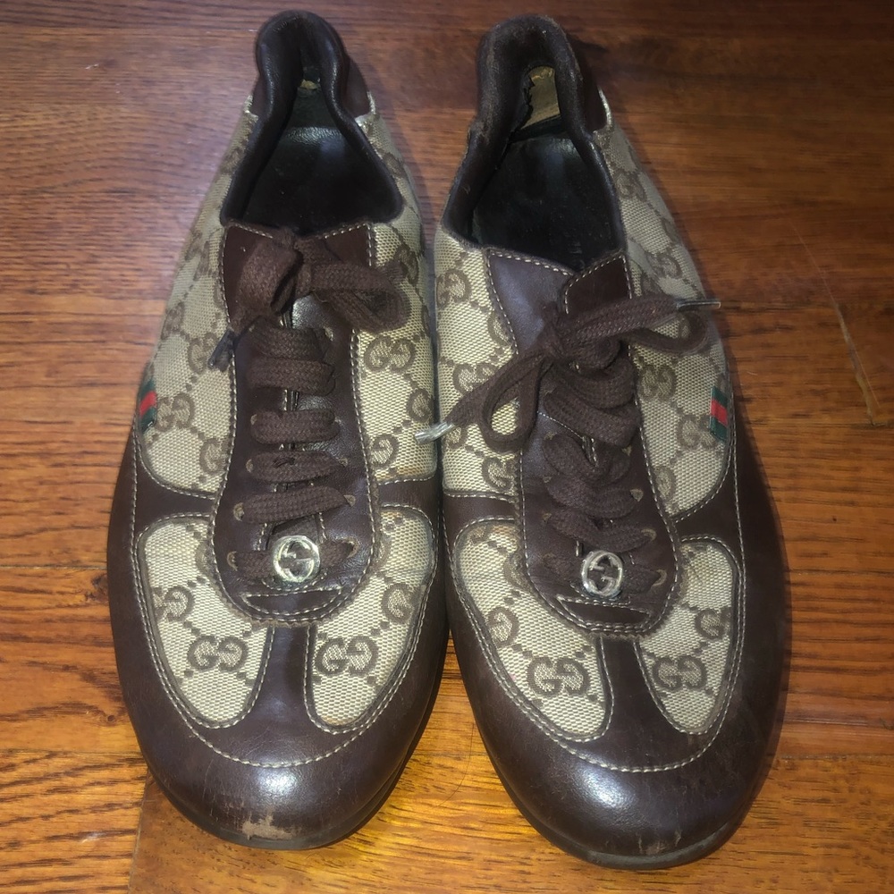 Gucci Low-top brown monogram sneakers